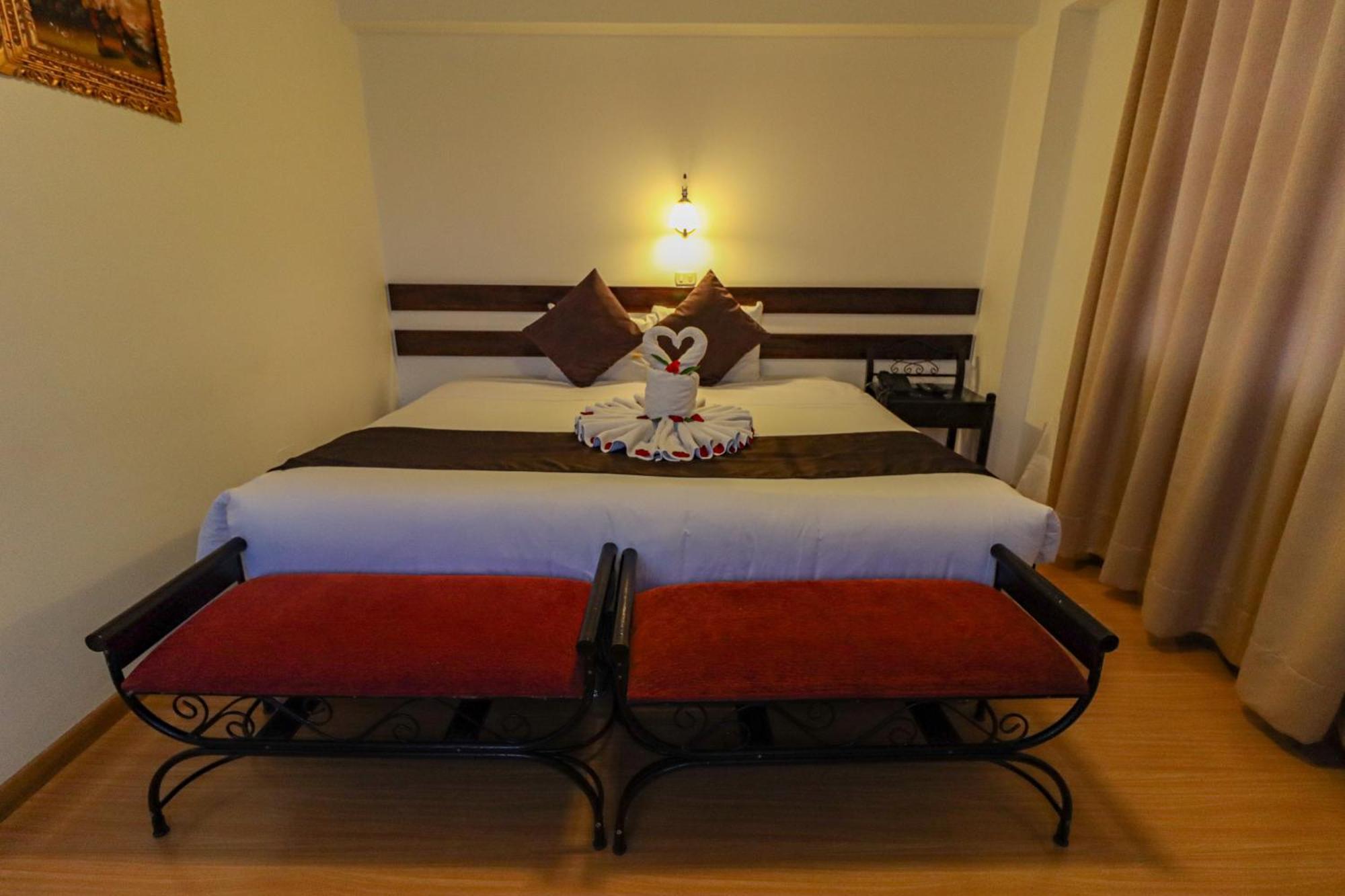 Koyllur Inn Cusco Bagian luar foto